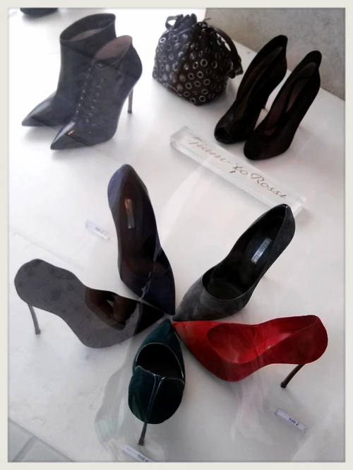 Η Miss Chic βρίσκει τα πιο hot παπούτσια της σεζόν παρέα με το Lenovo S860 και #RestlessEnergy - εικόνα 4