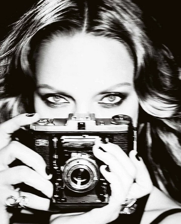 Uma Thurman: Η εντυπωσιακή φωτογράφηση και η σχέση της με τον Quentin Tarantino - εικόνα 7