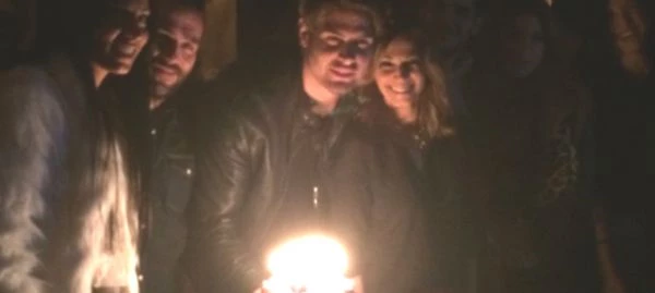 Έλλη Κοκκίνου: Το πάρτι-έκπληξη για τα 26α γενέθλια του Γιώργου Μπόγρη