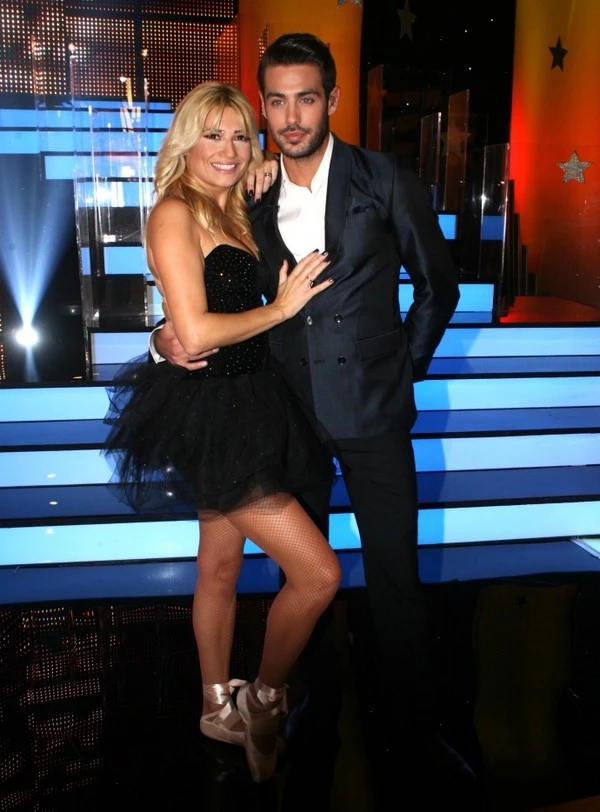 Φαίη Σκορδά: Στιγμιότυπα από την εμφάνισή της στο Dancing With The Stars - εικόνα 5