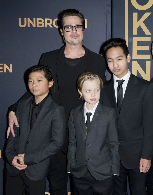 Brad Pitt: Στην πρεμιέρα της ταινίας «Unbroken» με τα παιδιά του - εικόνα 4