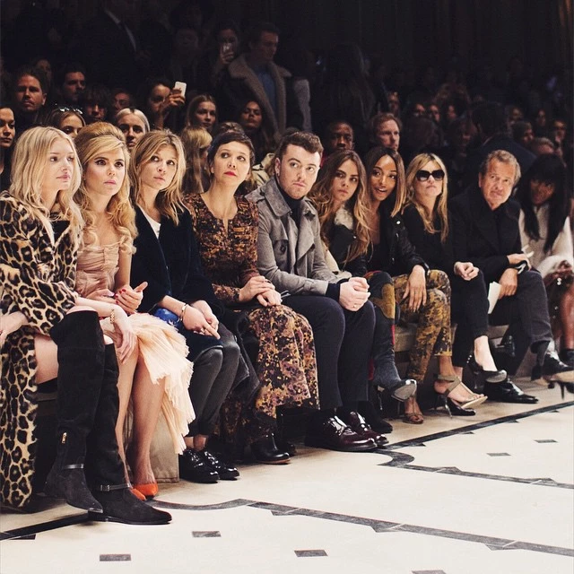 Kate Moss, Cara Delevingne και άλλοι στο fashion show Burberry Prorsum AW15 - εικόνα 2