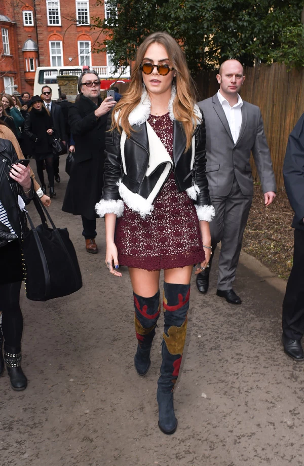Kate Moss, Cara Delevingne και άλλοι στο fashion show Burberry Prorsum AW15 - εικόνα 8