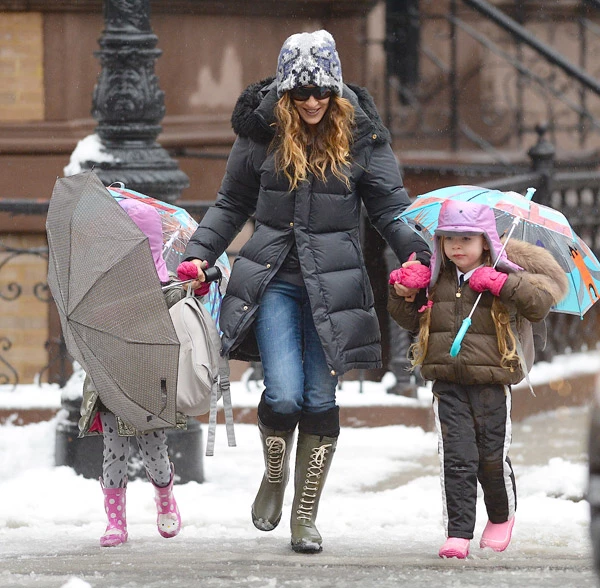 Sarah Jessica Parker: Βόλτες στη χιονισμένη Νέα Υόρκη με τα παιδιά της - εικόνα 3