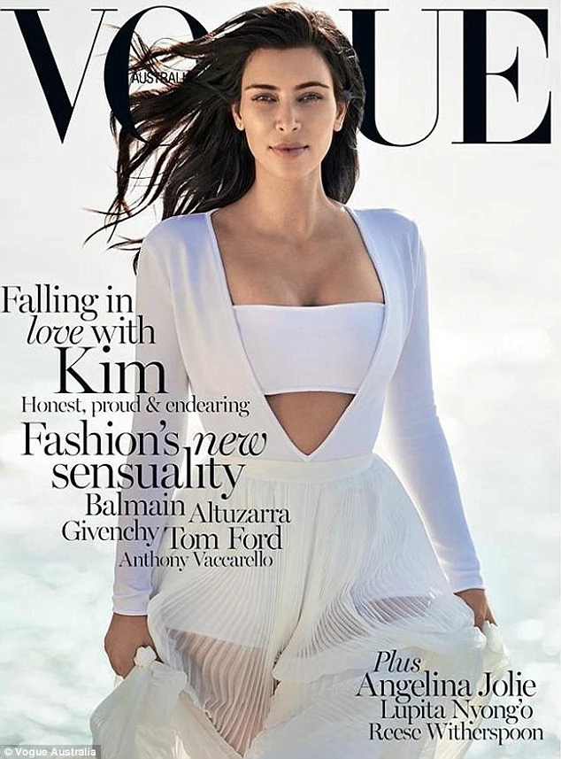 Kim Kardashian: Backstage moment από τη φωτογράφιση για τη Vogue Australia  - εικόνα 2