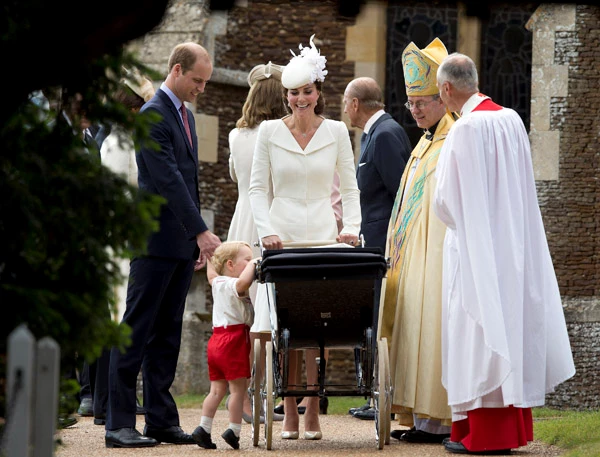 Πριγκίπισσα Charlotte: Δες φωτογραφίες από τη βάφτισή της - εικόνα 6