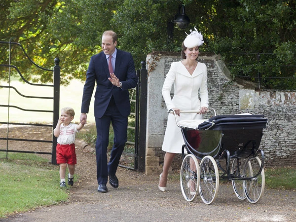 Πριγκίπισσα Charlotte: Δες φωτογραφίες από τη βάφτισή της - εικόνα 2