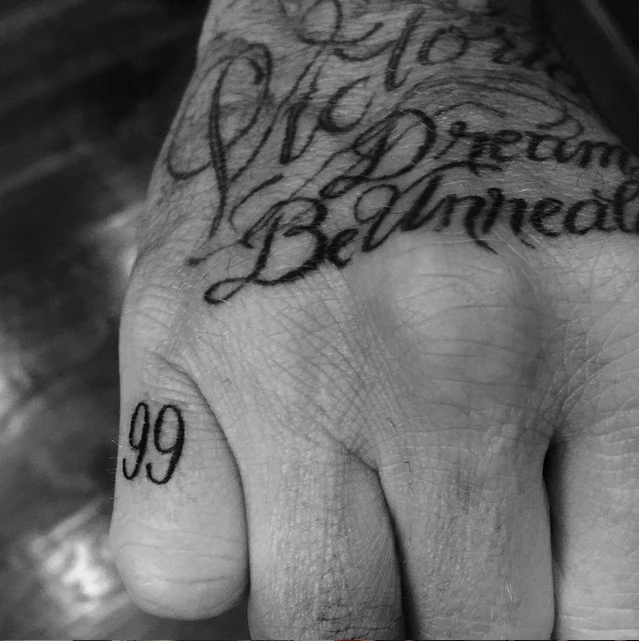 David Beckham: Δες το νέο του τατουάζ! - εικόνα 3