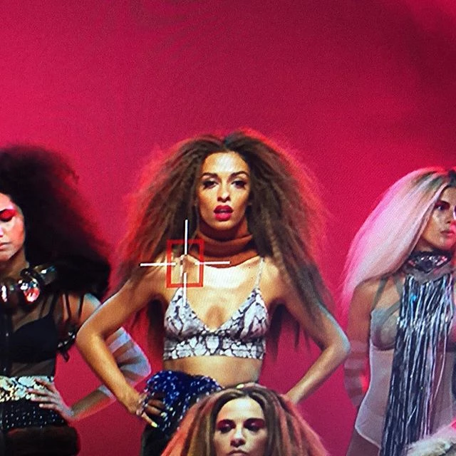 Ελένη Φουρέιρα: Το look της στο ακυκλοφόρητο video clip της! - εικόνα 2