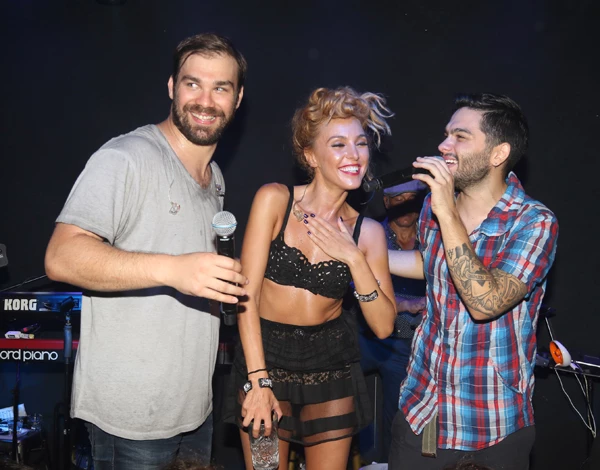 Mύκονος Report: Η κεφάτη πρεμιέρα στο Cabaret - εικόνα 2