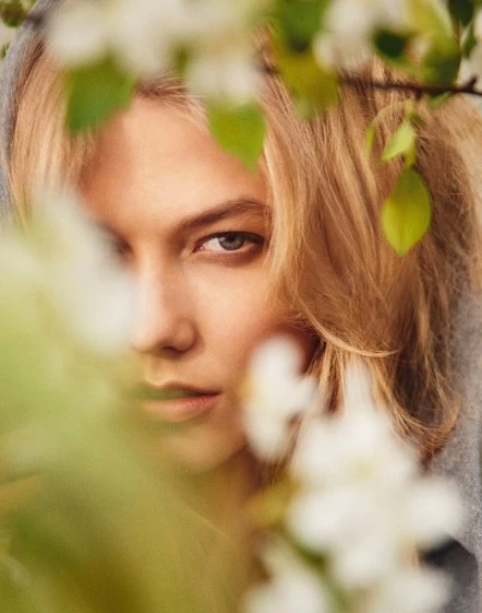 Η Karlie Kloss για τον Οίκο Marella σχεδόν αμακιγιάριστη - εικόνα 4