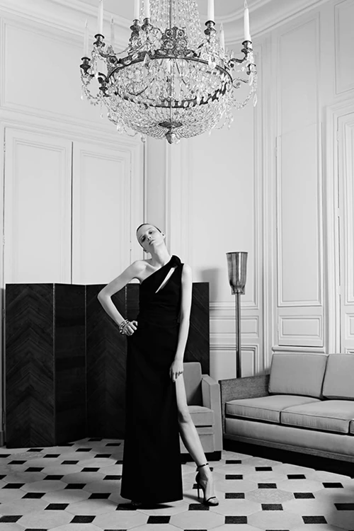 Saint Laurent: Η πρώτη couture συλλογή του οίκου μετά από 13 χρόνια - εικόνα 11