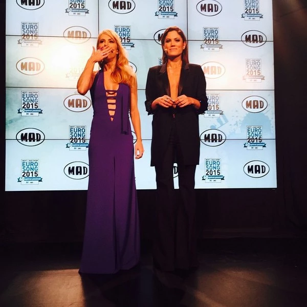 Eurosong 2015: Tα looks των παρουσιαστριών, Ντορέττας Παπαδημητρίου και Μαίρης Συνατσάκη