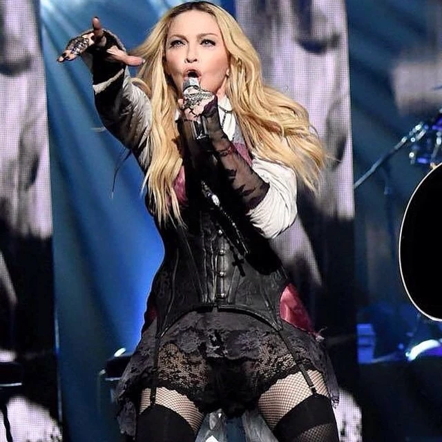 Madonna: Ρεκόρ χαμηλών πωλήσεων για το νέο της άλμπουμ.