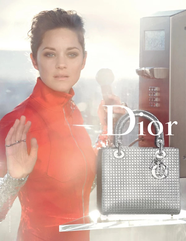 H Marion Cotillard ξανά για τη Lady Dior - εικόνα 2