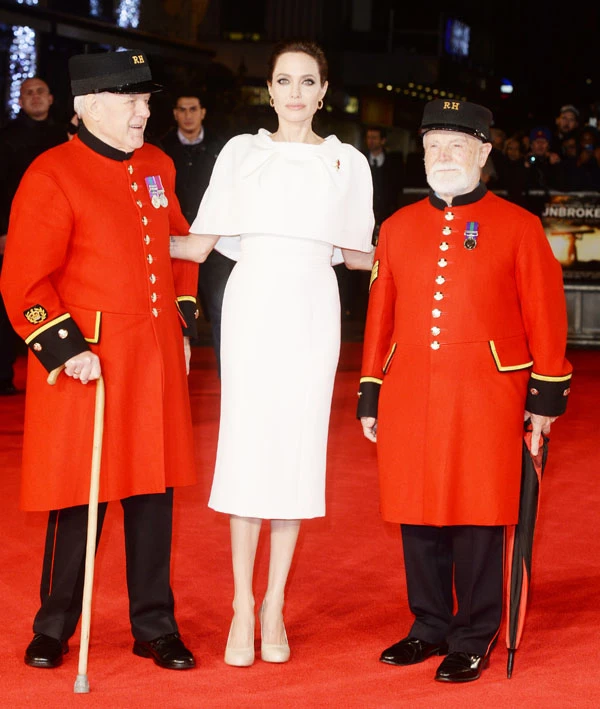 Η Angelina Jolie στην πρεμιέρα του Unbroken στο Λονδίνο - εικόνα 3