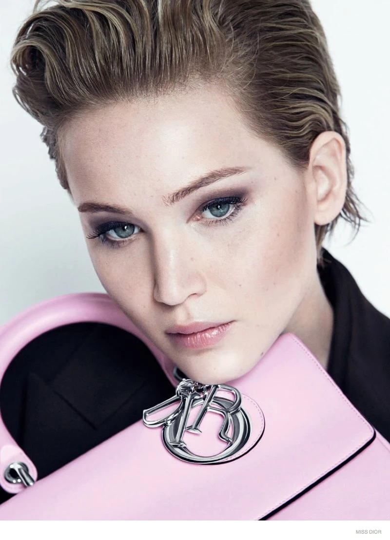 H Jennifer Lawrence για τη Miss Dior: Ακόμα περισσότερες φωτογραφίες - εικόνα 4
