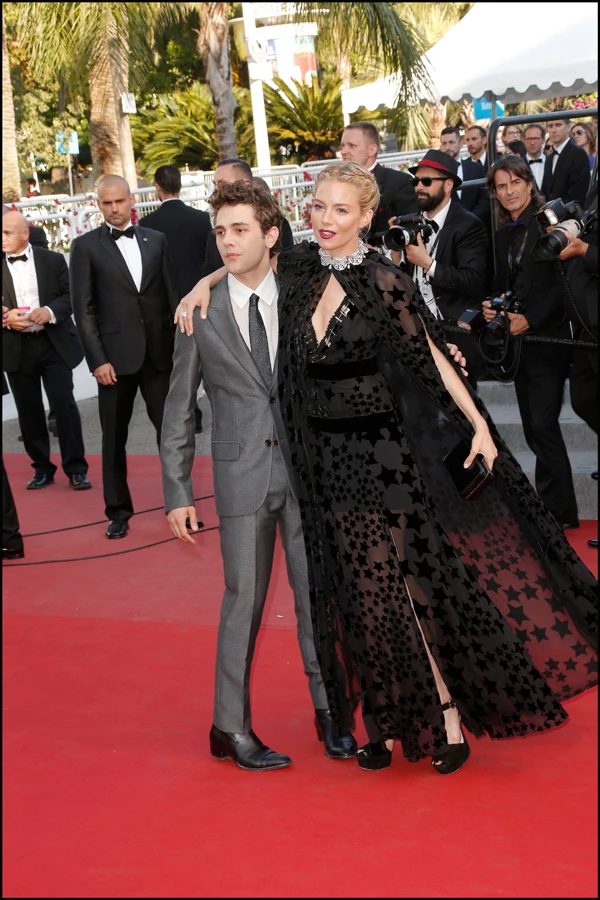 Cannes 2015: Το Σαββατοκύριακο της απόλυτης λάμψης και όλα όσα φόρεσαν οι stars - εικόνα 20