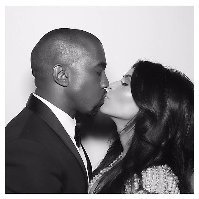 Kim Kardashian - Kanye West: Ακόμα περισσότερες φωτογραφίες από το γάμο τους - εικόνα 4