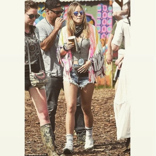 Glastonbury: Ποιοι celebrities παραβρέθηκαν στο μουσικό φεστιβάλ; - εικόνα 6