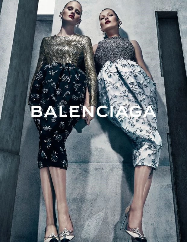 Kate Moss - Lara Stone: Σέξι στη νέα καμπάνια Balenciaga - εικόνα 2