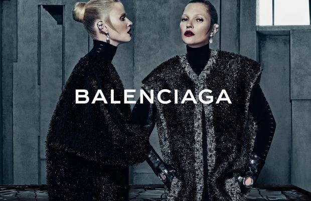 Kate Moss - Lara Stone: Σέξι στη νέα καμπάνια Balenciaga