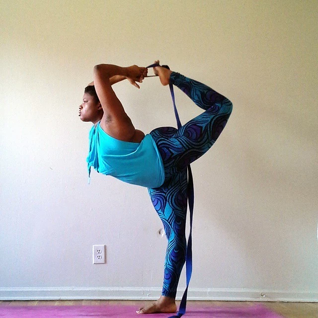 Η Jessamyn Stanley είναι η plus size yogi που αλλάζει τα δεδομένα στο fitness - εικόνα 6