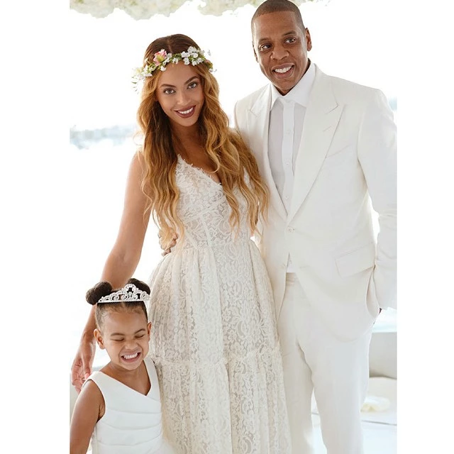 Beyonce: Νέες καταπληκτικές φωτογραφίες με την κόρη της και τον Jay Z