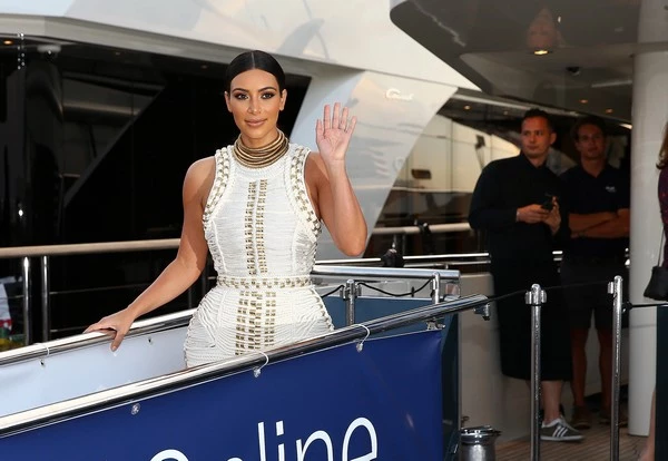 Kim Kardashian: Η εμφάνισή της στις Κάννες - εικόνα 5