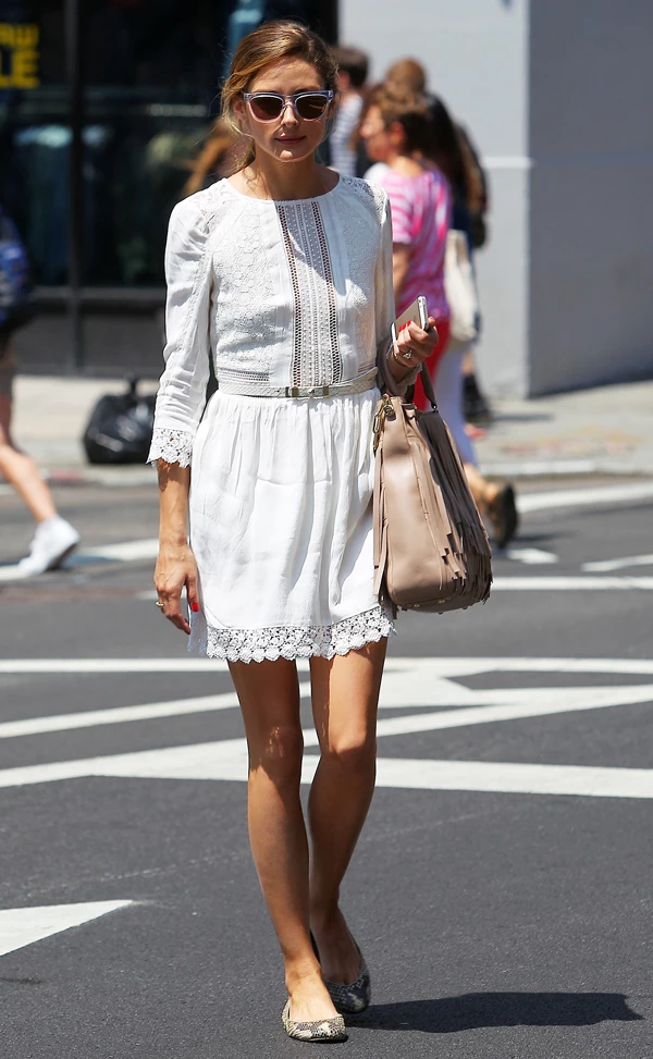 Η Olivia Palermo σου δείχνει πως να φορέσεις το λευκό φόρεμα στην πόλη