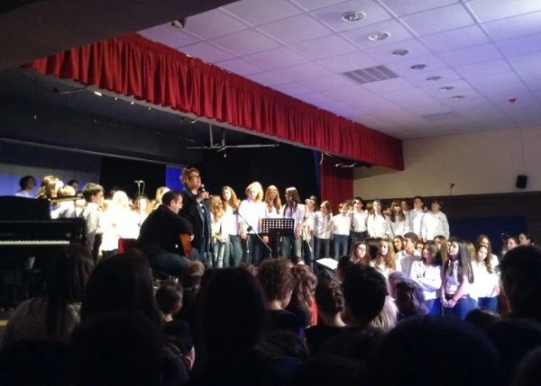 Φωτογραφίες: Η συναυλία για τη Δήμητρα Γαλάνη στη σχολή Ι.Μ.Παναγιωτόπουλου - εικόνα 2