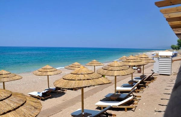 Βραβεύτηκαν 408 παραλίες στην Ελλάδα με «Γαλάζιες Σημαίες»