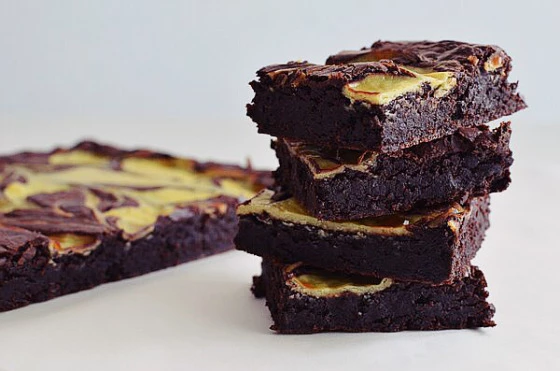 Συνταγή για brownies | Swirl brownies με κρέμα τυριού