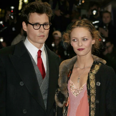Lily Rose: Η κόρη του Johnny Depp και της Vanessa Paradis είναι το next best thing της showbiz (photos)