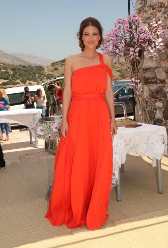 Summer Style 2012: Οι 10 πιο καλοντυμένες Ελληνίδες celebrities! - εικόνα 3