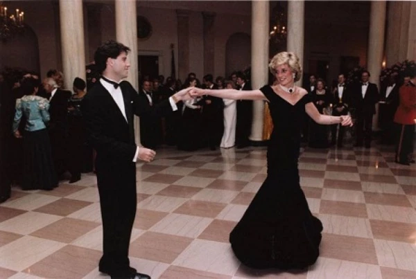 Diana: 15 χρόνια από τη μέρα του άδικου χαμού της - εικόνα 9