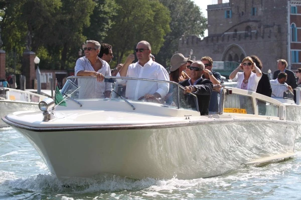 O George Clooney σαλπάρει για Βενετία - εικόνα 2
