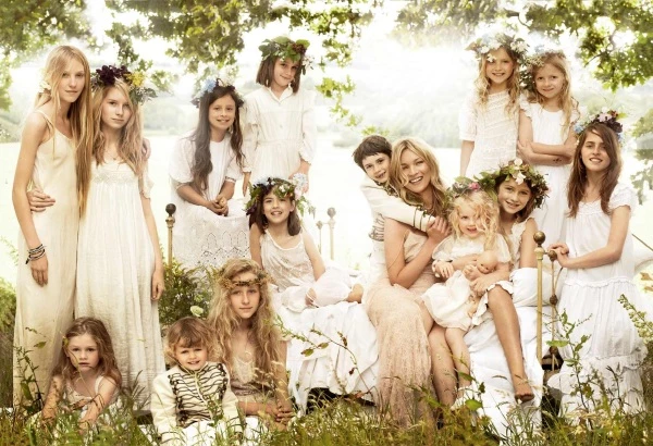Το Vogue φωτογραφικό album του γάμου της Kate Moss - εικόνα 3