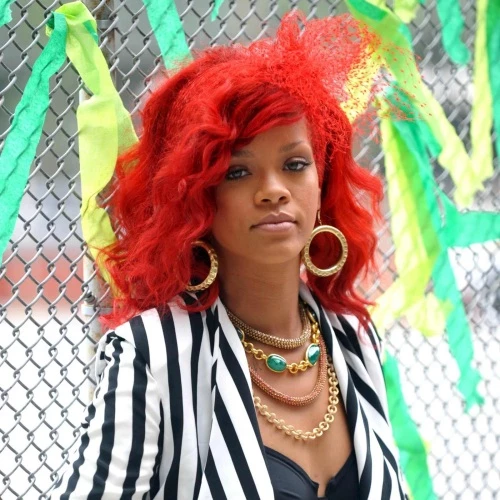 Θα μας λείψουν τα κόκκινα μαλλιά σου, Rihanna - εικόνα 4
