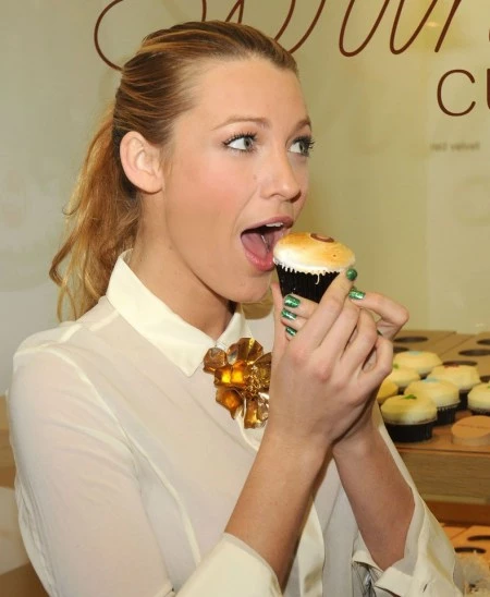 Tι φόρεσε η Blake για να ψήσει cupcakes; - εικόνα 3