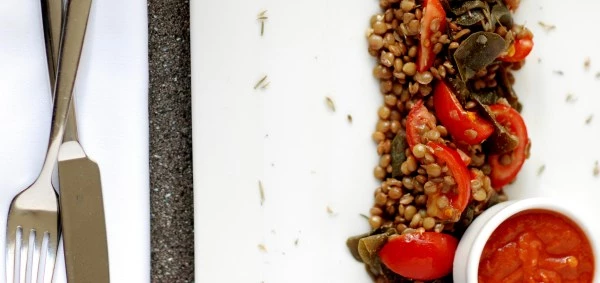 O chef Αντώνης Μελάς μας διδάσκει gourmet συνταγές με απλά, ελληνικά υλικά - εικόνα 3
