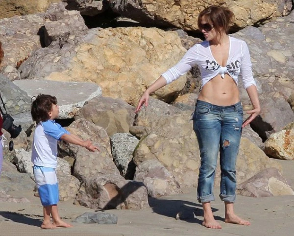 Φωτό: To νέο αγόρι της Lopez περνάει μια μέρα με τα παιδιά της