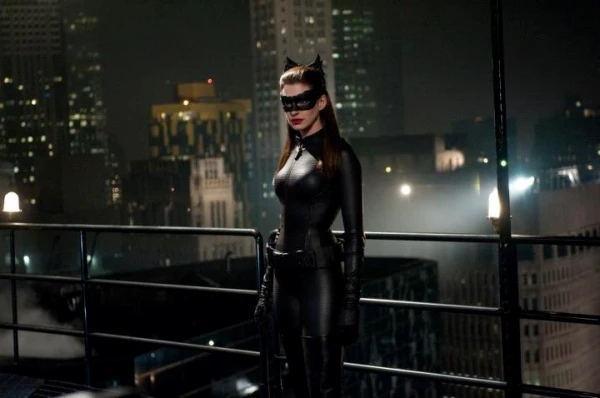 Τι διατροφή ακολούθησε η Anne Hathaway για να γίνει Catwoman; - εικόνα 2