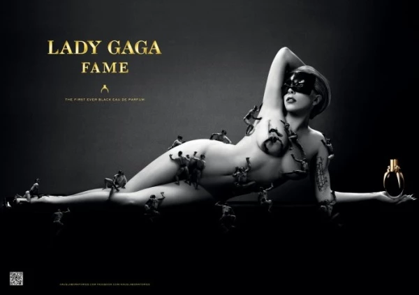 H Lady Gaga ποζάρει (γυμνή φυσικά) για το νέο της άρωμα