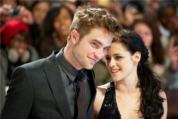 H Kristen Stewart απάτησε τον Robert Pattinson!