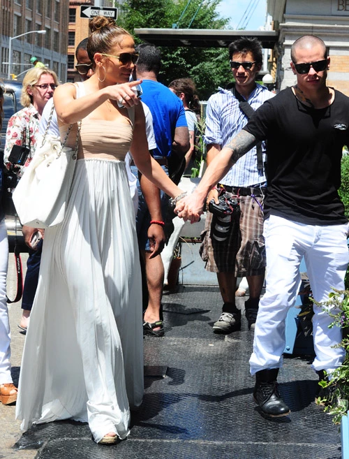 Jennifer Lopez - Casper Smart: Ρομαντική βόλτα στην Tribeca