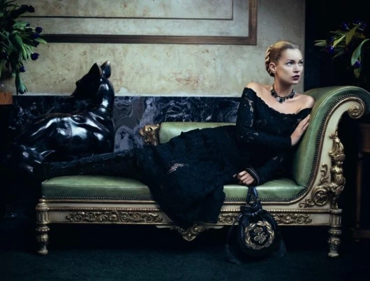 H Kate Moss στη νέα καμπάνια Salvatore Ferragamo - εικόνα 4