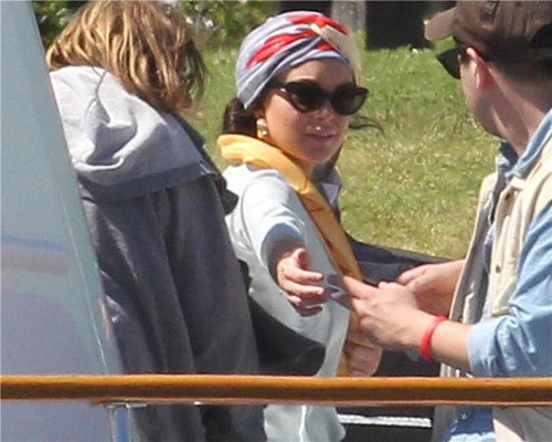 Περισσότερες φωτογραφίες της Lindsay Lohan ως Elizabeth Taylor! - εικόνα 4