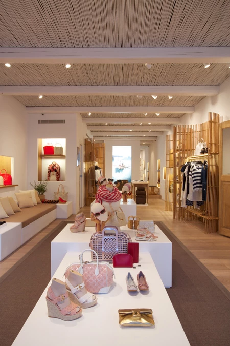 Το opening του pop up store Louis Vuitton στη Μύκονο - εικόνα 2