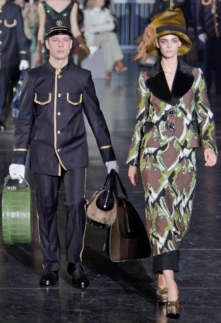 Paris Fashion Week: Στο show του Louis Vuitton - εικόνα 5